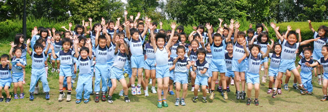 写真：＜バディ幼稚舎＞